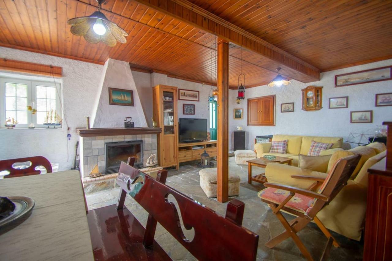 Traditional Village House Méson Yerakaríon Buitenkant foto