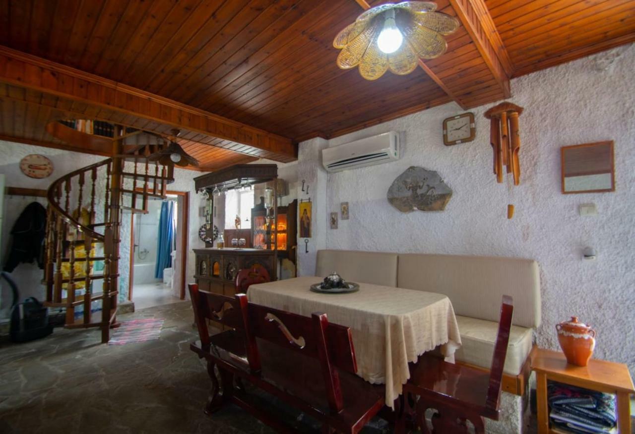 Traditional Village House Méson Yerakaríon Buitenkant foto